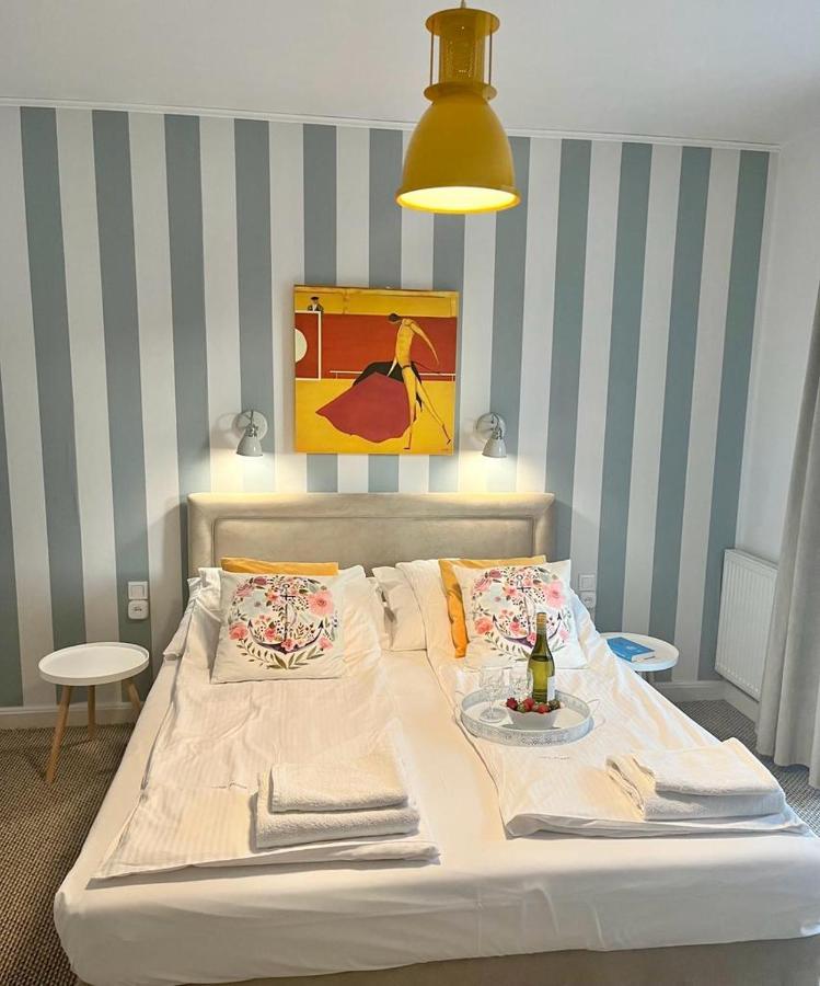 Pokoje Goscinne Villa Plaza Ruciane-Nida Bagian luar foto